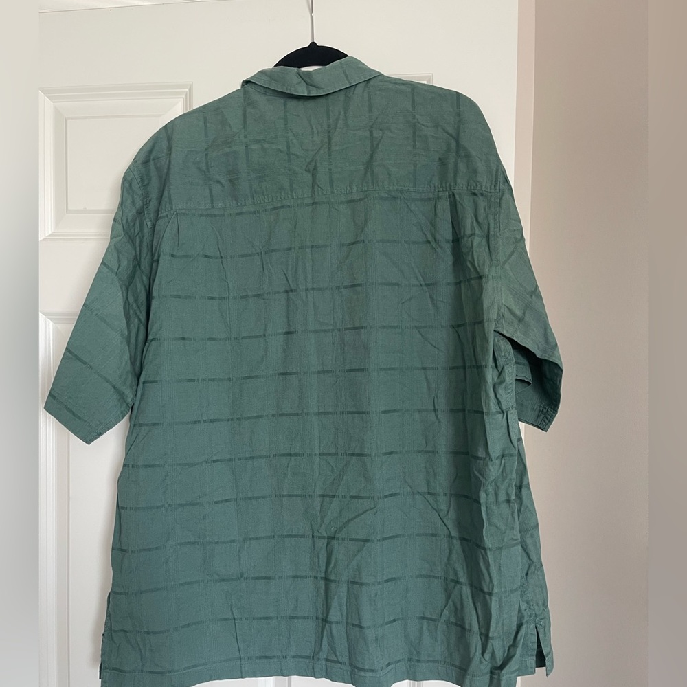 Cabelas Mens Green Short Sleeve Button Front shirt Modal Size XL - Picture 3 of 5